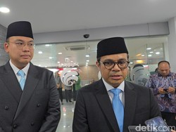 Tok! Prabowo Lantik Dua Wakil Menteri Pendamping Meutya Hafid