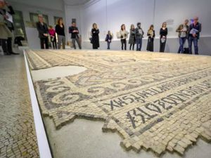 Gaza Hancur, Sisa Harta Karunnya Tersimpan di Sini