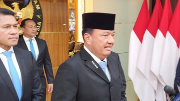 Pelantikan Kepala Daerah Terancam Molor? Pemerintah Siapkan Rencana Cadangan yang Bikin Penasaran!