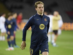 Frenkie de Jong Dihukum Hansi Flick?