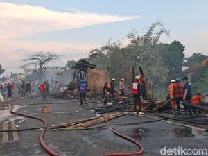 Kebakaran Hanguskan 8 Kios-2 Rumah di Tajur Bogor Diduga dari Puntung Rokok