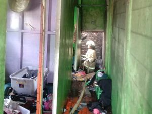 Rumah di Koja Jakut Kebakaran, Api Merembet ke Sebagian Lantai 2