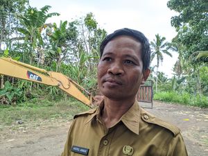 Dinas PUPR NTB Minta Anggaran Rp 15 Miliar untuk Beli Alat Berat Dinas PUPR NTB Minta Anggaran Rp 15 Miliar untuk Beli Alat Berat