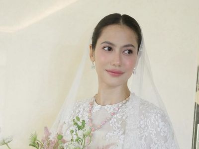 Inspirasi Fresh Look Makeup untuk Pengantin a la Pevita Pearce