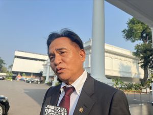 Menko Yusril Bicara Delik Perzinaan di KUHP Baru Bikin Kontroversi