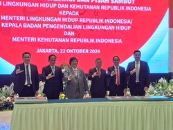 Siti Nurbaya Sertijab ke Menteri Lingkungan Hidup dan Menteri Kehutanan