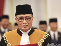 Ketua MA Sindir Hakim Pakai Barang Mewah: Gaji Rp 23 Juta Arlojinya Rp 1 M