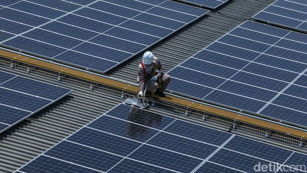 Mendorong Energi Terbarukan dengan Penggunaan Panel Surya
