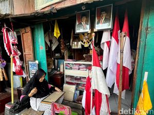 Foto Prabowo-Gibran Diburu Warga Surabaya Foto Prabowo-Gibran Diburu Warga Surabaya