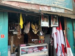 Usai Dilantik, Foto Prabowo-Gibran Banyak Banyak Diburu Warga Surabaya Usai Dilantik, Foto Prabowo-Gibran Banyak Banyak Diburu Warga Surabaya