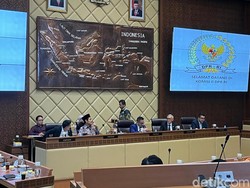 Politikus NasDem Ketua Komisi II DPR, Wakil Ketua Aria Bima-Dede Yusuf