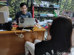 Berdalih Biayai Anak, Mama Muda Jualan Sabu di Cianjur