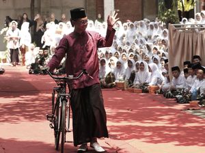 100 Slogan Hari Santri 2025, Penuh Semangat dan Makna Cinta Tanah Air 100 Slogan Hari Santri 2025, Penuh Semangat dan Makna Cinta Tanah Air