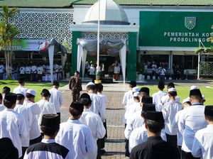 HSN 2024 Kota Probolinggo: Sinergitas Santri-Polisi Penting untuk Kamtibmas HSN 2024 Kota Probolinggo: Sinergitas Santri-Polisi Penting untuk Kamtibmas