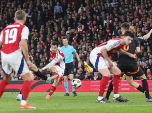Arsenal Vs Shakhtar: Gol Bunuh Diri Menangkan The Gunners Arsenal Vs Shakhtar: Gol Bunuh Diri Menangkan The Gunners