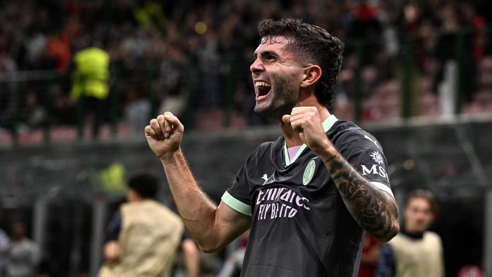 MILAN, ITALY - OCTOBER 22:  Christian Pulisic of Milan celebrates his goal during the UEFA Champions League 2024/25 League Phase MD3 match between AC Milan and Club Brugge KV at Stadio San Siro on October 22, 2024 in Milan, Italy. (Photo by Image Photo Agency/Getty Images)