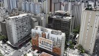 Mural Kekeringan Hutan Amazon Hiasi Gedung di Brasil