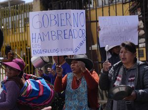 Dilanda Krisis Ekonomi, Warga Bolivia Gelar Aksi Protes