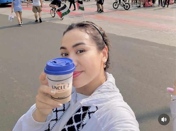 Dilantik Jadi Utusan Khusus Presiden, Ini Potret Seru Zita Anjani Saat Makan