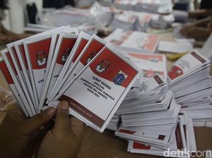 KPU DKI Kembalikan Sisa Hibah Rp 448 M ke Pemprov Jakarta KPU DKI Kembalikan Sisa Hibah Rp 448 M ke Pemprov Jakarta