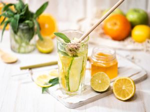 5 Minuman Simpel yang Bisa Bantu Detoks Liver secara Alami 5 Minuman Simpel yang Bisa Bantu Detoks Liver secara Alami