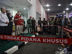 Video: Ada Uang Miliaran Rupiah di Rumah 3 Hakim Pemvonis Bebas Ronald Tannur