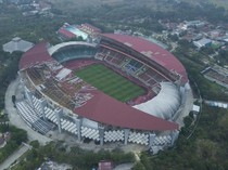 Atap Stadion Wibawa Mukti Rusak Diterjang Angin Kencang