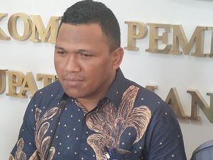 KPU Manggarai Barat Coret 4 Calon KPPS gegara Ikut Kampanye Edi-Weng KPU Manggarai Barat Coret 4 Calon KPPS gegara Ikut Kampanye Edi-Weng