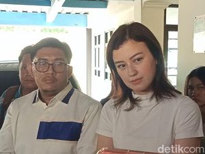 Disebut Dorong Anak dari Tangga, Kimberly Ryder: Gila! Disebut Dorong Anak dari Tangga, Kimberly Ryder: Gila!