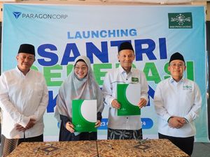 ParagonCorp Luncurkan Program Santri Generasi Keren: Dorong Santri Jadi Agen Perubahan ParagonCorp Luncurkan Program Santri Generasi Keren: Dorong Santri Jadi Agen Perubahan