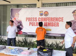 Mahasiswi Asal Demak Tewas di Kos Jember gegara Aborsi, Pacar Korban Ditangkap Mahasiswi Asal Demak Tewas di Kos Jember gegara Aborsi, Pacar Korban Ditangkap