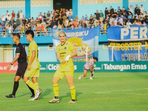Bomber PSIM Rafinha Kaget Saat Googling Lirik Lagu Dumes Bomber PSIM Rafinha Kaget Saat Googling Lirik Lagu Dumes