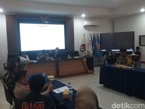 Tema Debat Perdana Pilwalkot Makassar 2024: Kesejahteraan-Pelayanan Publik Tema Debat Perdana Pilwalkot Makassar 2024: Kesejahteraan-Pelayanan Publik