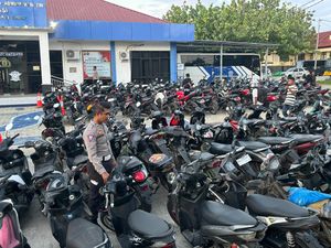 Ratusan Kendaraan Tanpa Pelat-STNK Kedaluwarsa Berkeliaran di Labuan Bajo Ratusan Kendaraan Tanpa Pelat-STNK Kedaluwarsa Berkeliaran di Labuan Bajo