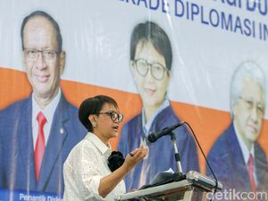 Retno Marsudi Bahas Diplomasi Pancasila Bagi Dunia di Kampus