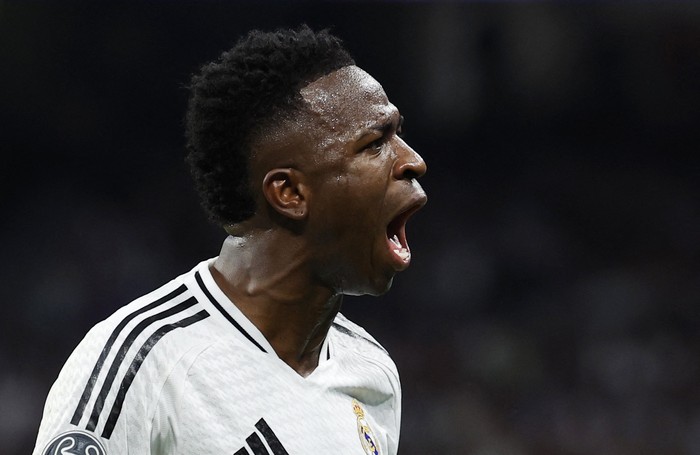 Soccer Football - Champions League - Real Madrid v Borussia Dortmund - Santiago Bernabeu, Madrid, Spain - October 22, 2024 Real Madrids Vinicius Junior reacts REUTERS/Juan Medina