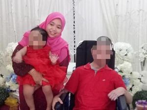 Sedih! Wanita Ini Rawat Suami Lumpuh 6 Tahun Tapi Pas Pulih Malah Diceraikan Sedih! Wanita Ini Rawat Suami Lumpuh 6 Tahun Tapi Pas Pulih Malah Diceraikan
