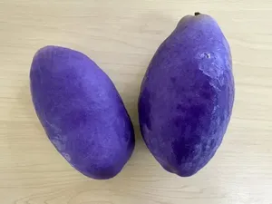 Akebi, Buah Ungu Terang dari Jepang yang Manis Berbiji Akebi, Buah Ungu Terang dari Jepang yang Manis Berbiji