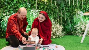 7 Foto Tedak Sinten Baby Arto Anak Ari Sigit, Ramai Dihadiri Keluarga Cendana