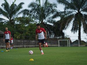 Update Kondisi Bek PSS Fachruddin Usai Alami Cedera Robek di Atas Mata