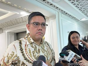 Komisi I DPR Minta Usut Tuntas Kasus 3 Polisi Tewas Ditembak Oknum TNI Komisi I DPR Minta Usut Tuntas Kasus 3 Polisi Tewas Ditembak Oknum TNI