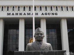 MA Persilakan Kejagung Periksa Hakim Kasus Ronald Tannur