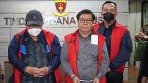 Potret Trio Hakim Pembebas Ronald Tanur dengan Tangan Terborgol