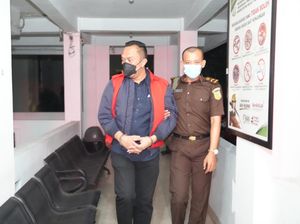 Ketua PT Surabaya Sempat Datang Saat OTT 3 Hakim Pembebas Ronald Tannur Ketua PT Surabaya Sempat Datang Saat OTT 3 Hakim Pembebas Ronald Tannur