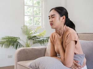 7 Penyebab Asam Lambung Naik, Salah Satunya Akibat Makan Berlebih 7 Penyebab Asam Lambung Naik, Salah Satunya Akibat Makan Berlebih