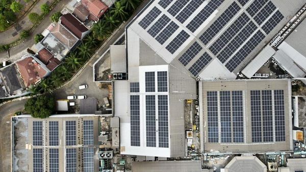Marak Pengunaan Solar Panel untuk Tekan Emisi Karbon