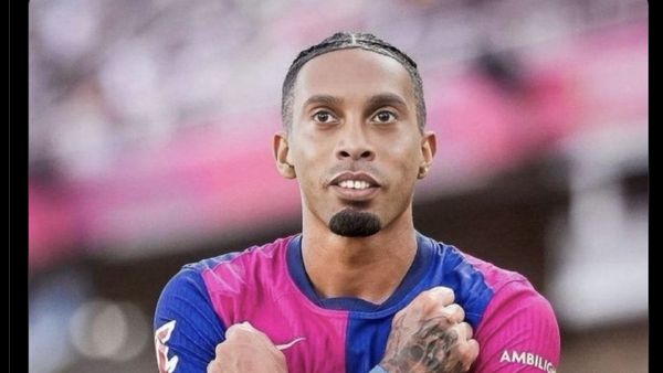 Meme Raphinha Menyala! Menjelma Jadi Ronaldinho Saat Lumat Bayern
