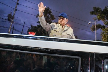 Prabowo Naik Maung ke Akmil Magelang, Tunjukkan Kegagahan Menteri Pertahanan