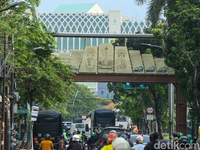 Ada Ornamen Ondel-ondel di JPO Cideng