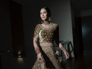 8 Pesona Pevita Pearce di Malam Berinai, Cantik Menawan Jadi Wanita India 8 Pesona Pevita Pearce di Malam Berinai, Cantik Menawan Jadi Wanita India